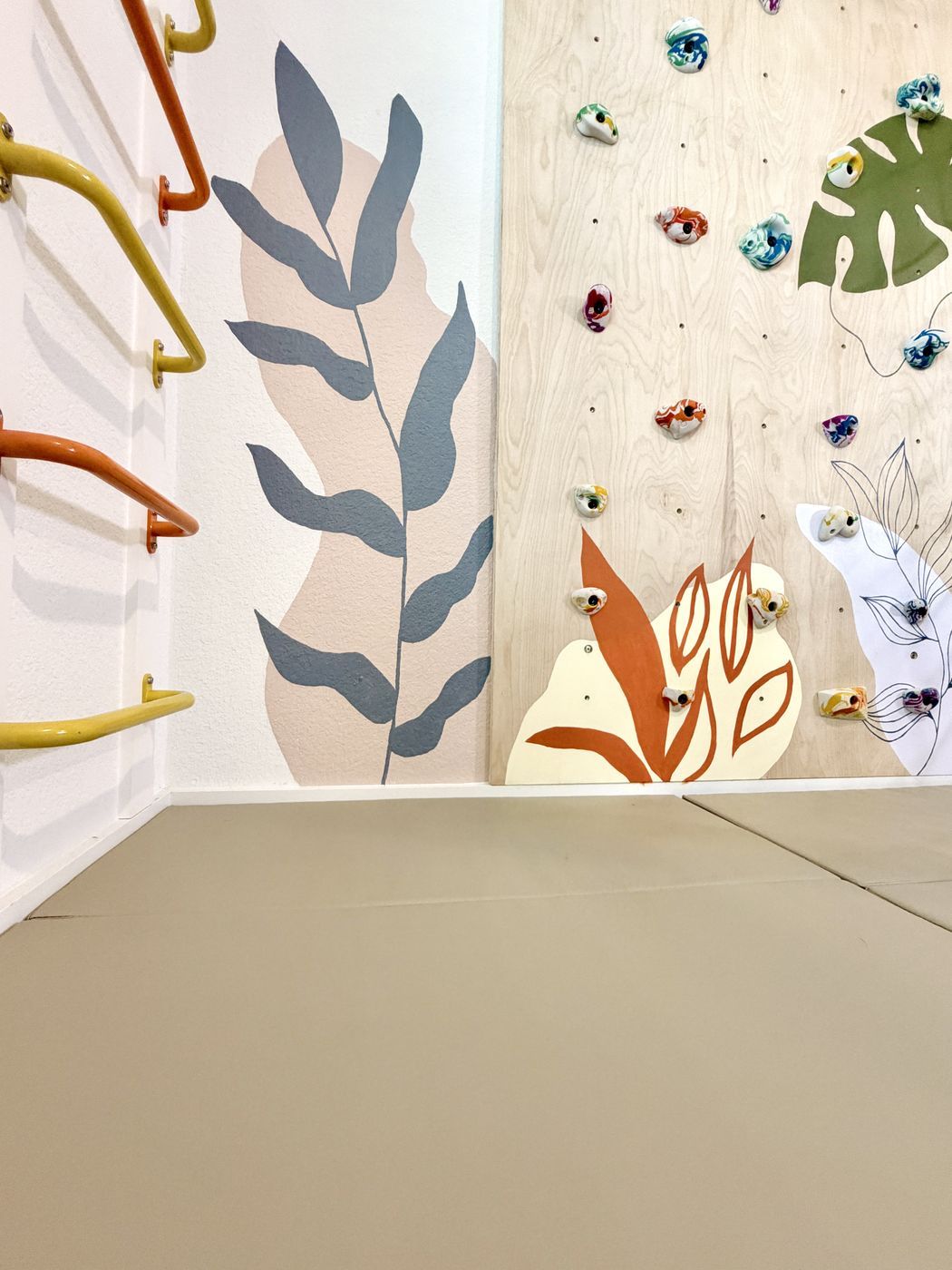 Climbing wall botanical mural